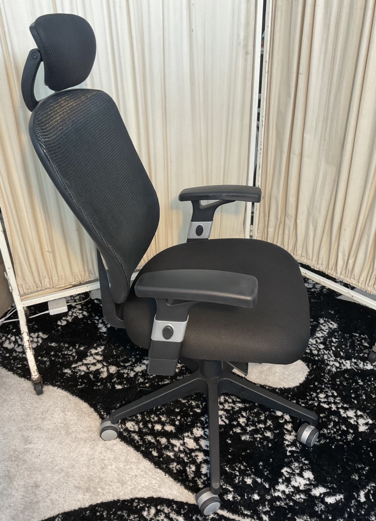 Ergonomic office chair - photo 3