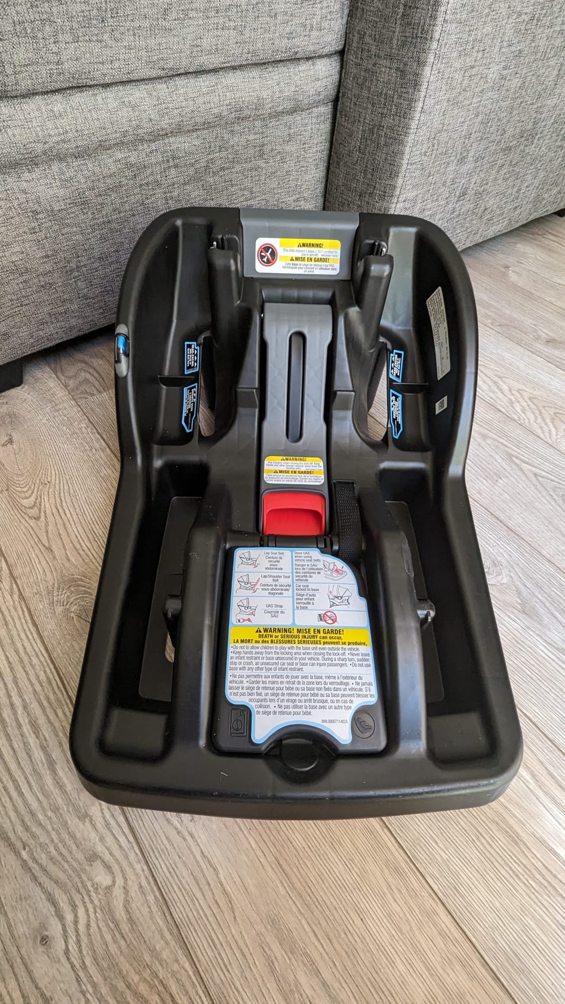 Graco SnugRide SnugLock 35 infant car seat with base