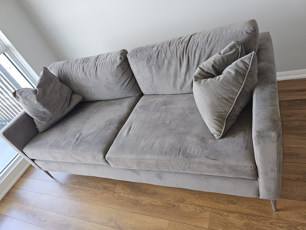 Absolutely Stunning & Pristine Custom made Sofa