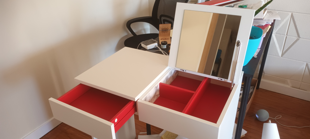 dressing table