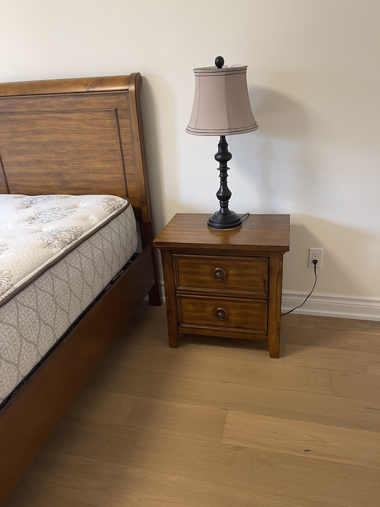 Solid wood Bedroom furniture set - photo 3