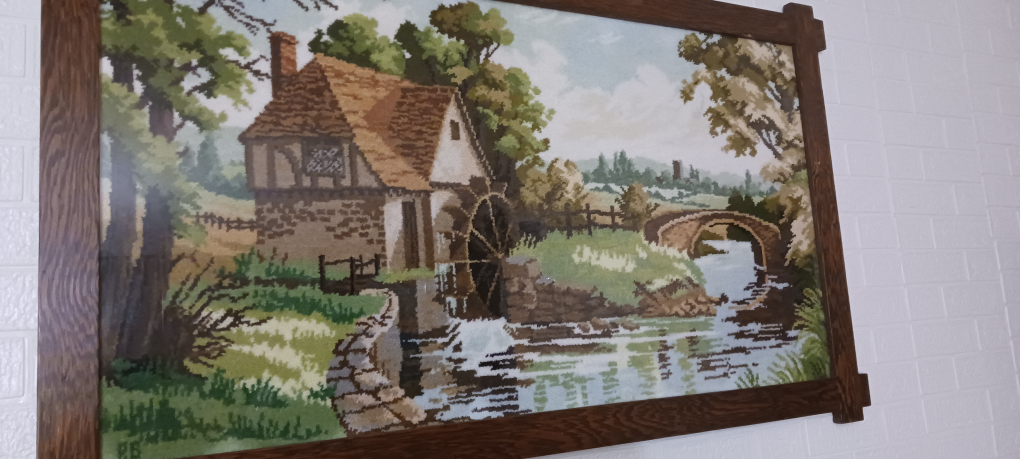 Beautiful Persian carpet wall frame $70 image indicator(5)