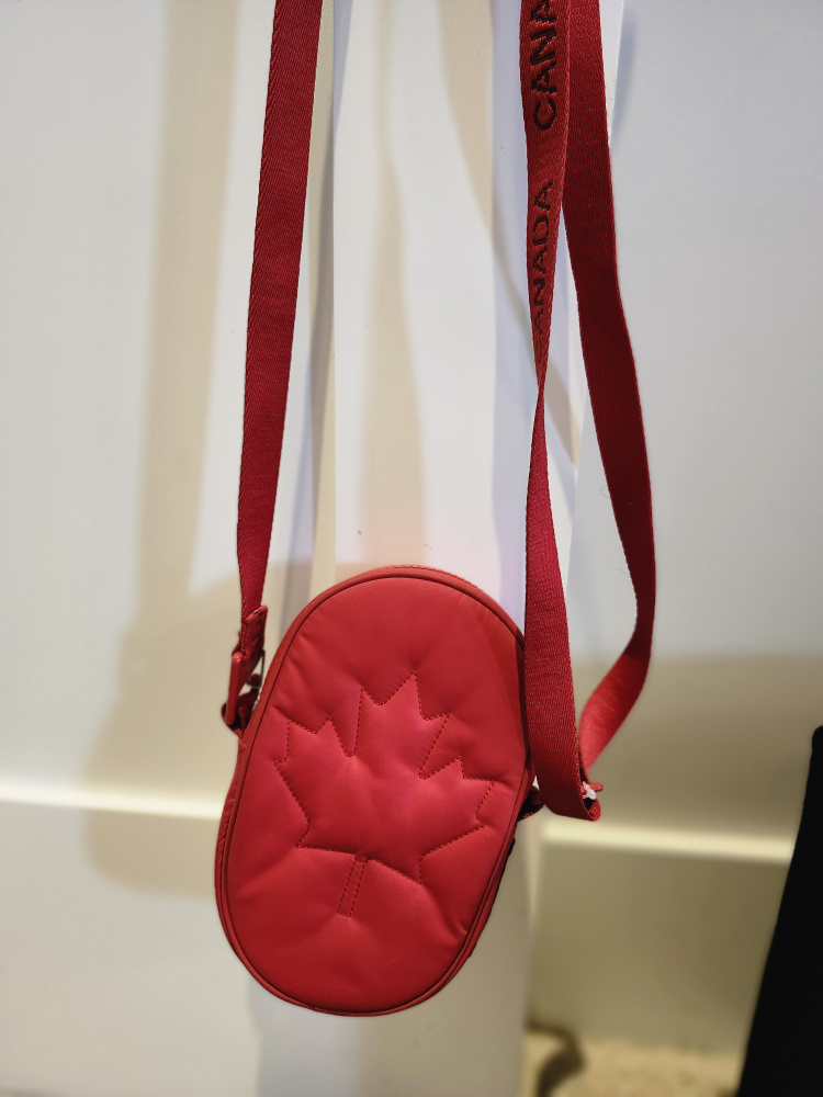 Lulu lemon Cross body never used
