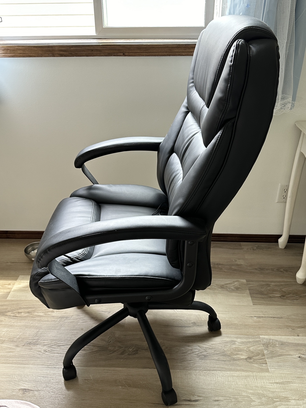 Office chair - photo 2