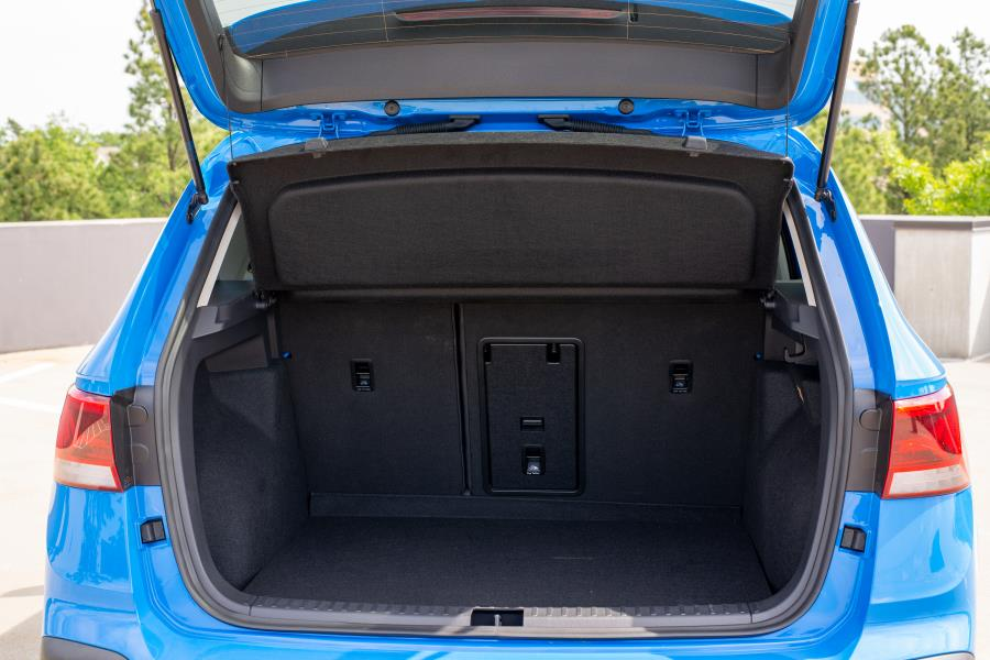 Volkswagen Taos Privacy Cover - photo 2
