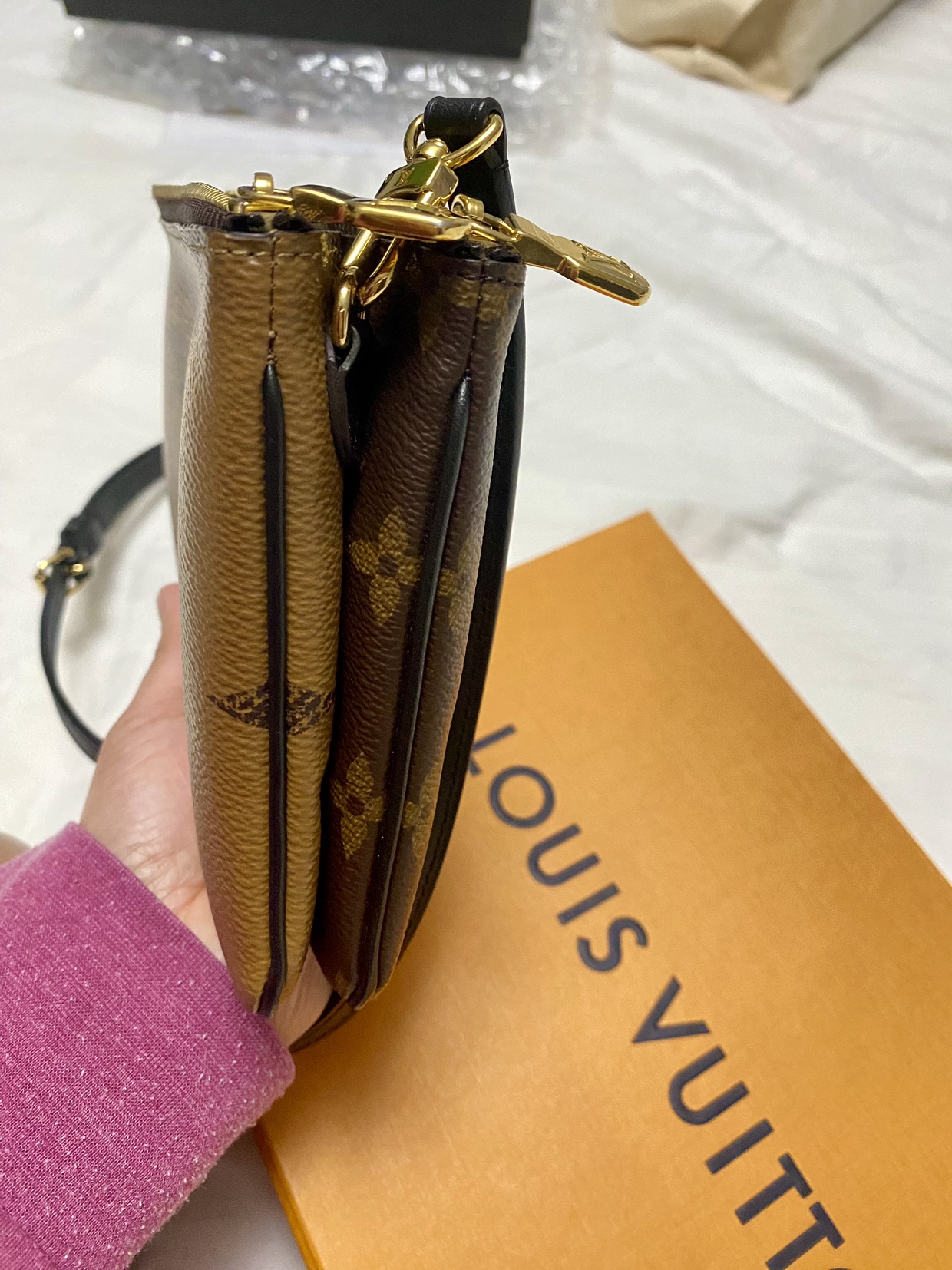 Authentic Louis Vuitton Crossbody Bag - photo 4