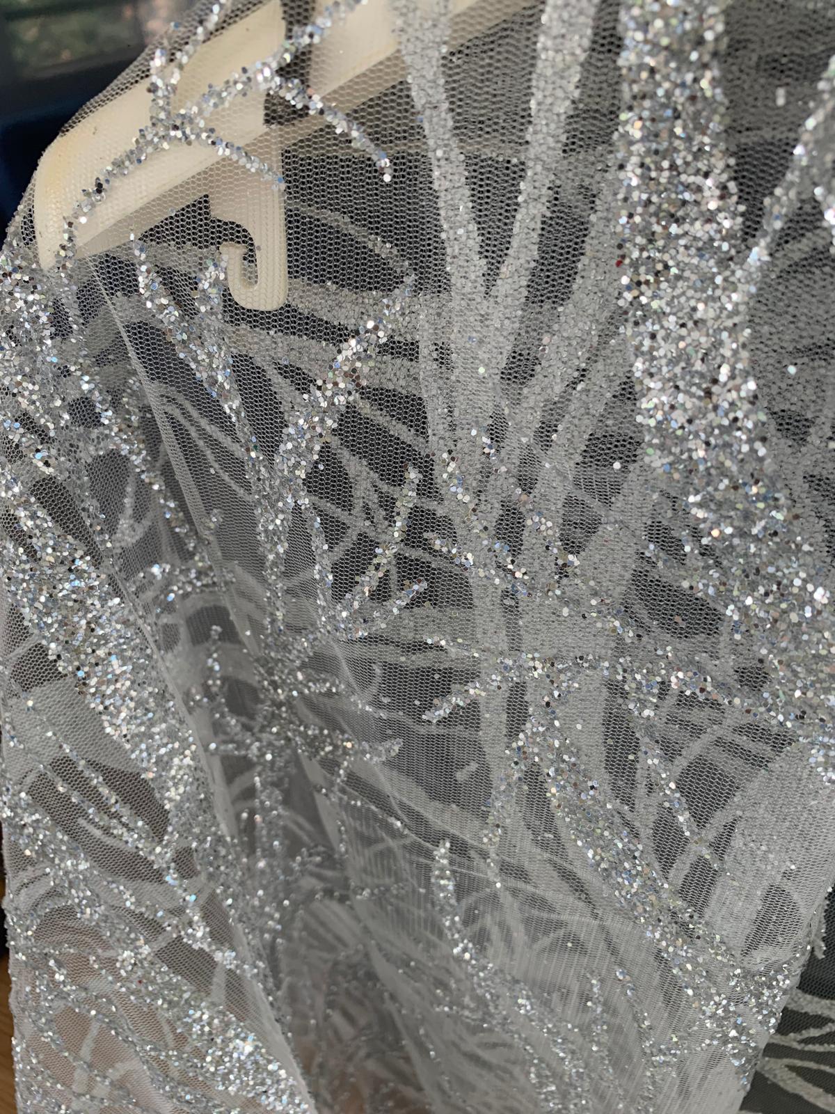 1 pc lace with glittered sequins - photo 2