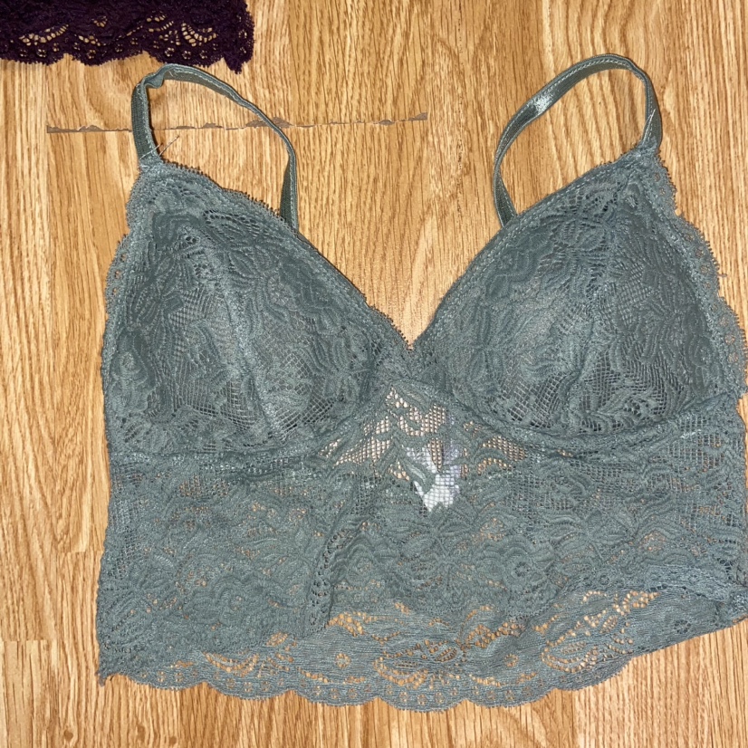 3 Bralettes Size Large image indicator(3)