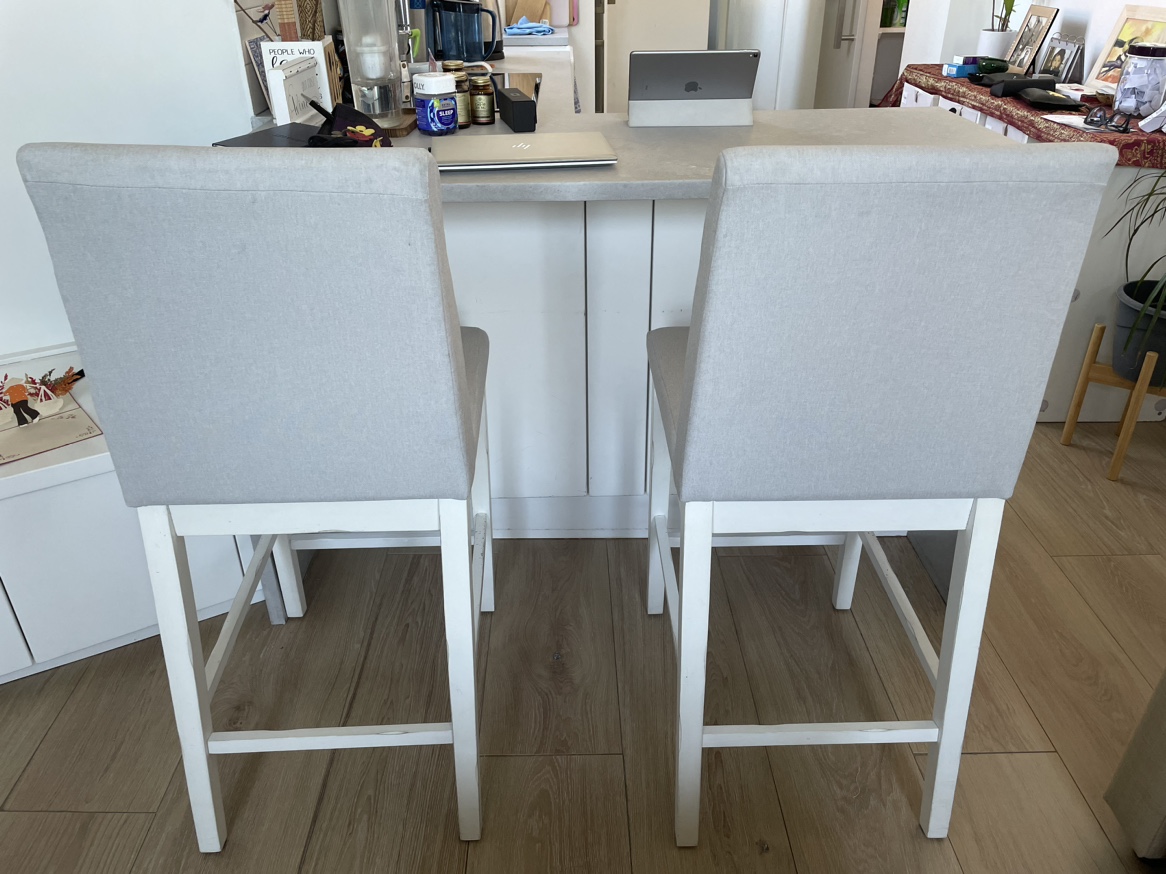 2 Bar stools - photo 3