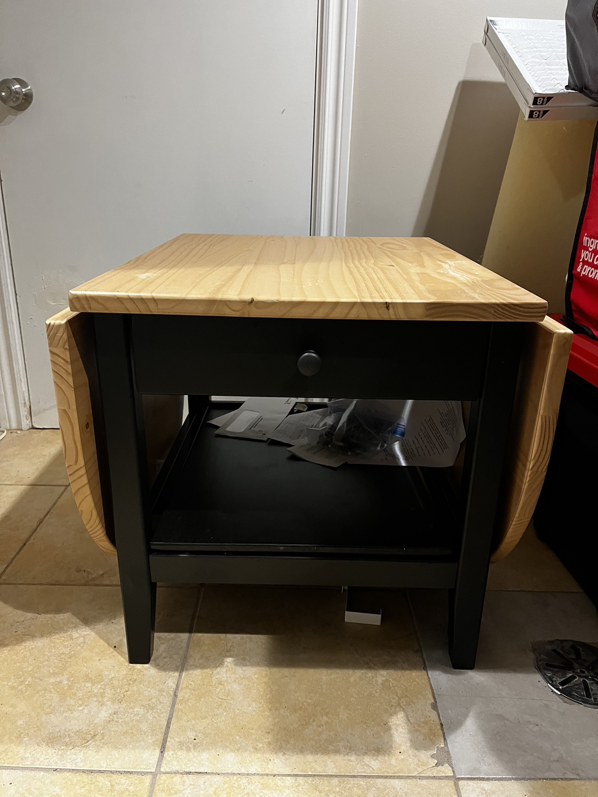 IKEA Coffee Table that folds on side