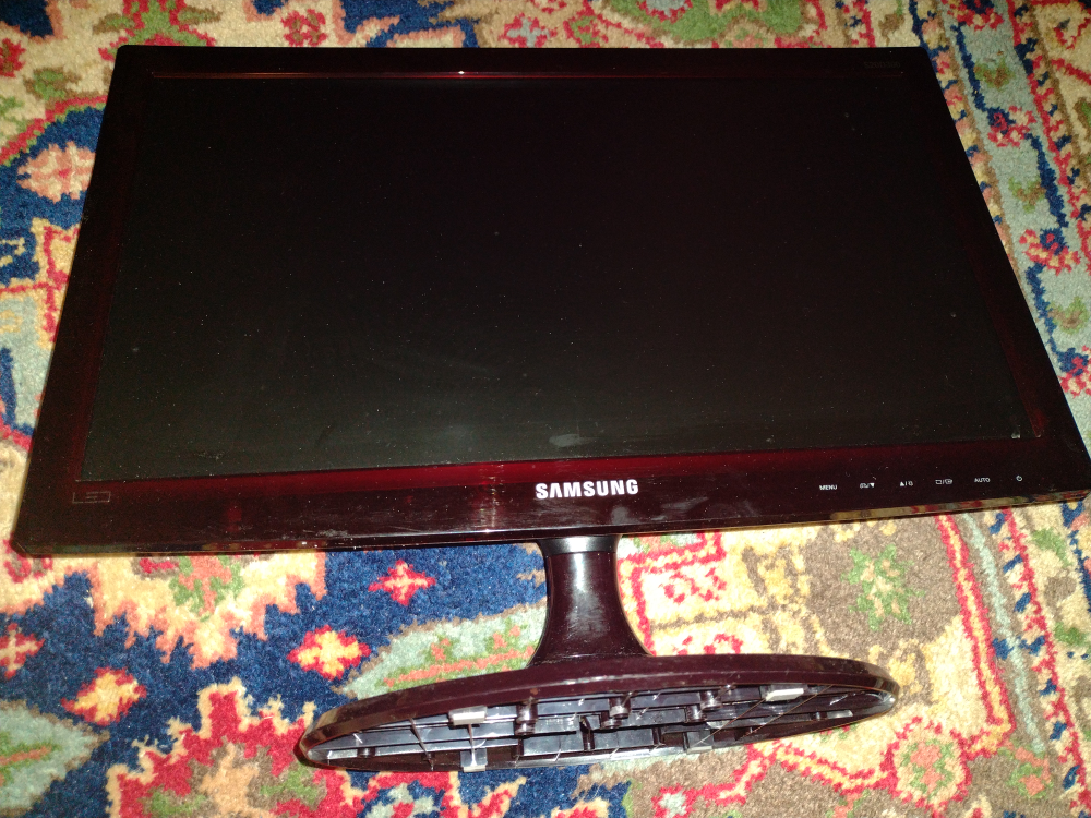 Computer monitor Samsung 20 inches LED HDMI/RGB