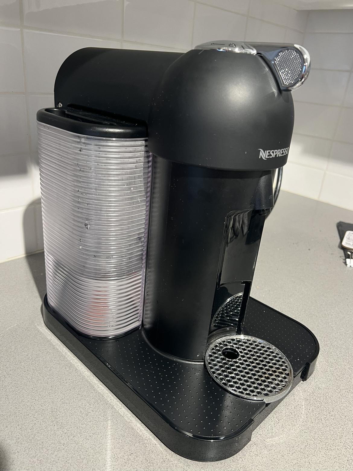 Nespresso Vertuo Coffee Machine - photo 3