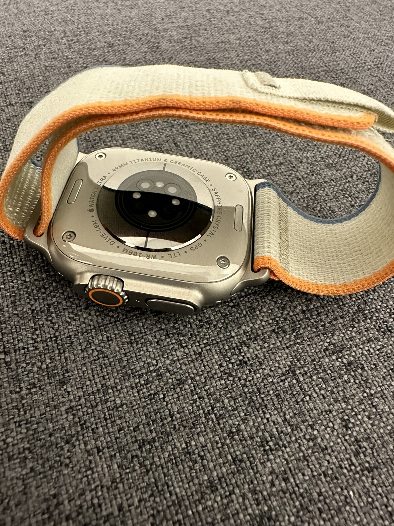 Apple Watch Ultra Series 2 - photo 2