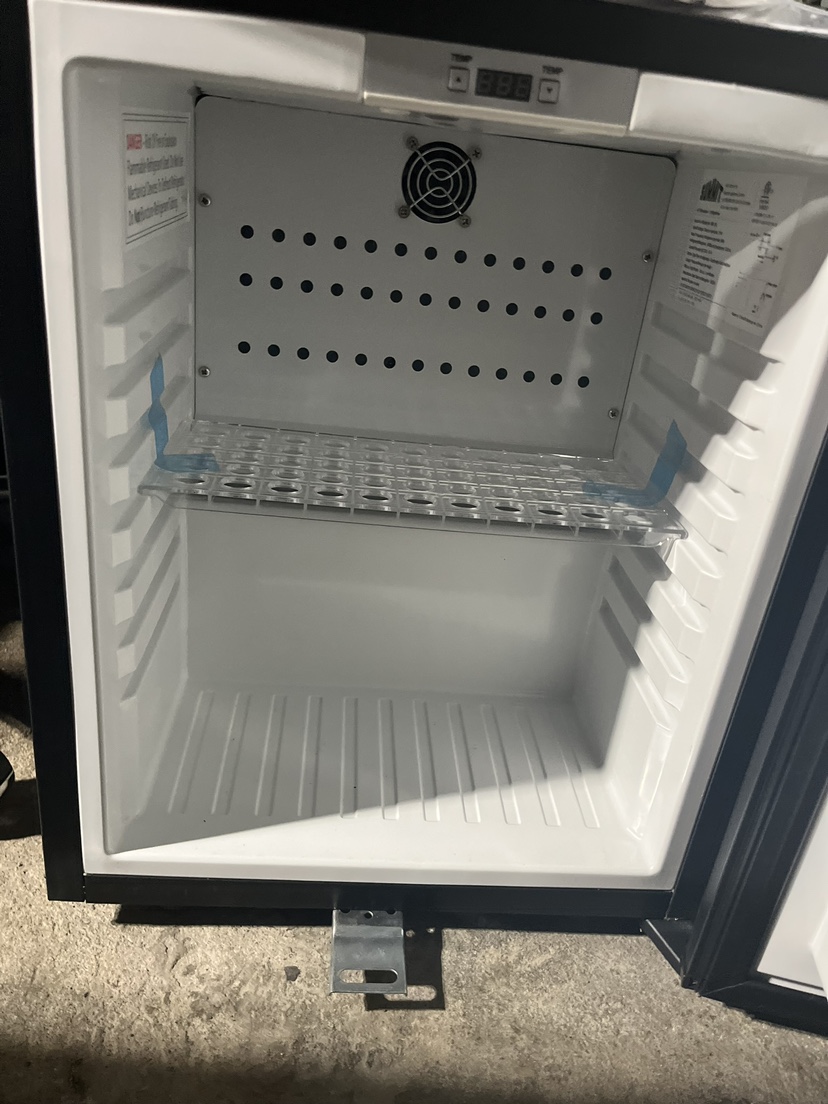 Mini fridge - photo 3