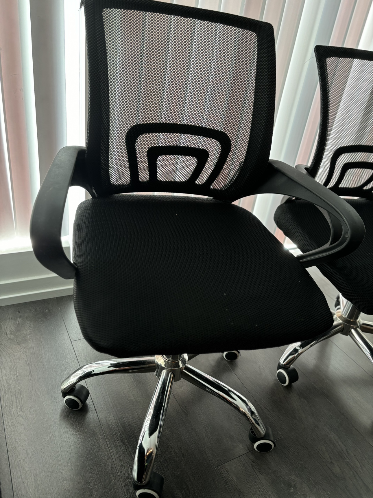 Mesh Office Chair - photo 2
