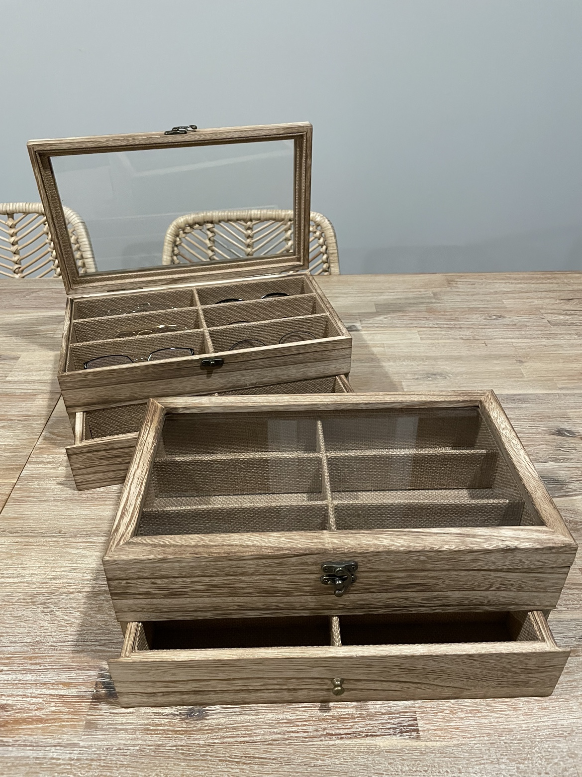12-slot Eyewear Organizer Box thumbnail