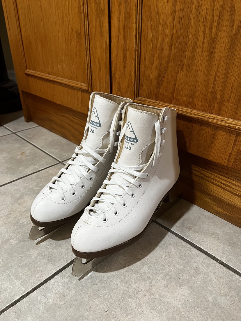 Size 5 Female Ice skates - photo 3