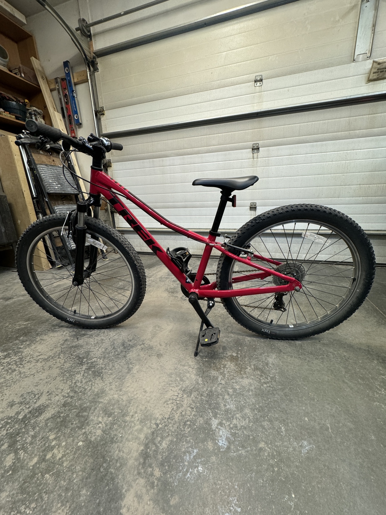 Trek 24 Precaliber kids mountain bike - photo 3