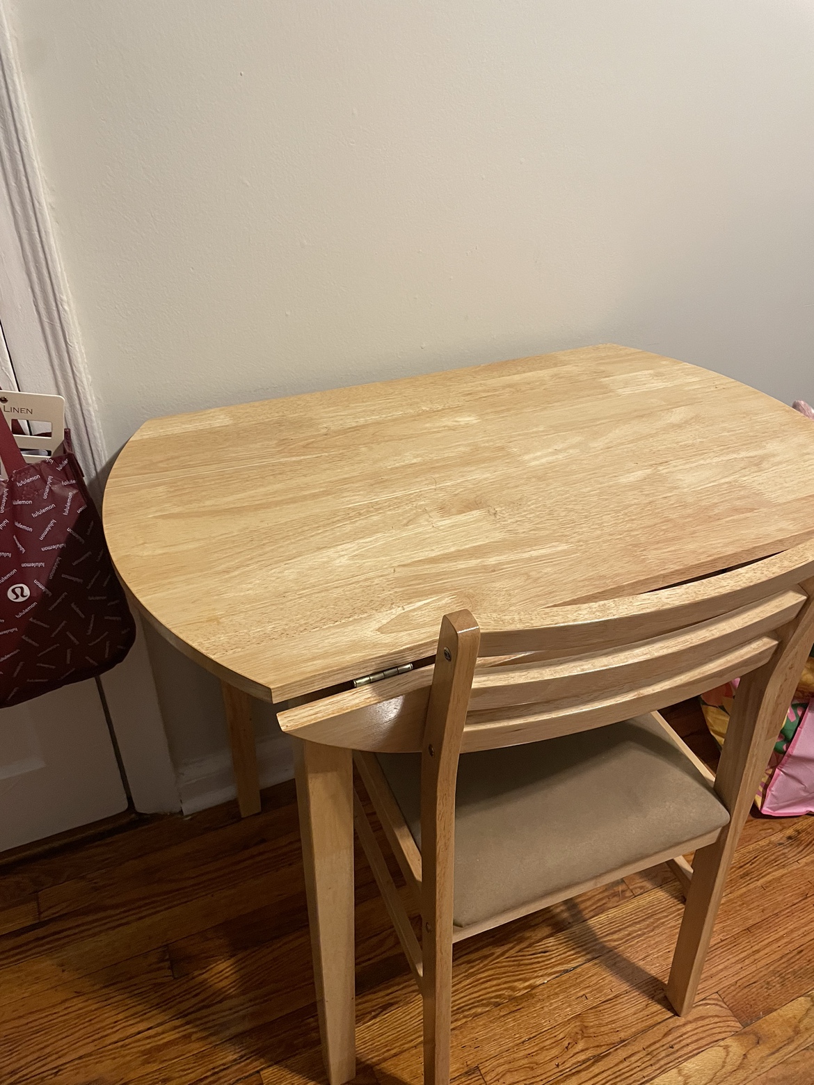 Wooden table + chair - photo 2