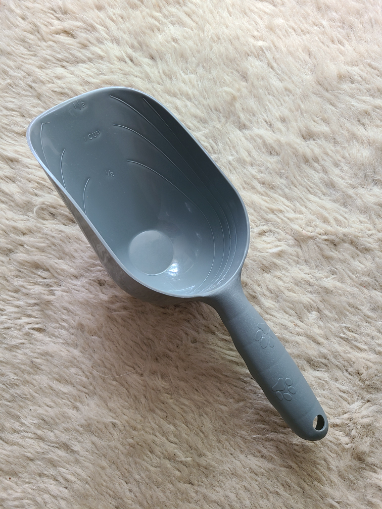 1 1/2 cup pet food scoop thumbnail
