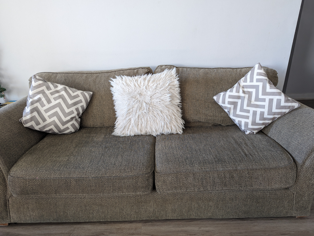 Sofa - photo 2