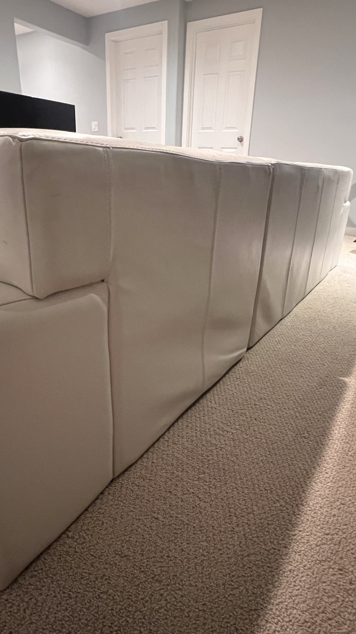 White leather sectional - photo 3