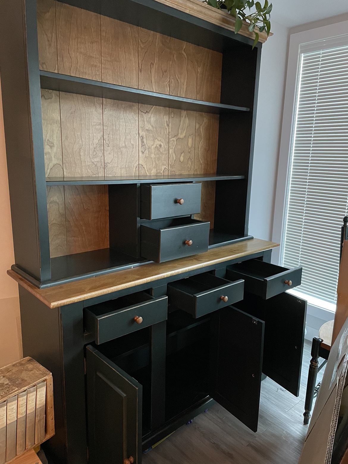1996 “Vintage” Hutch and Buffet - photo 2