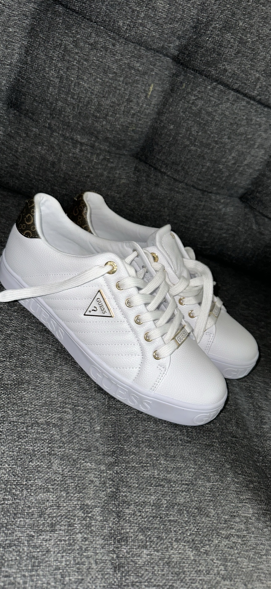 Brand New - Guess Kents Sneakers - photo 2