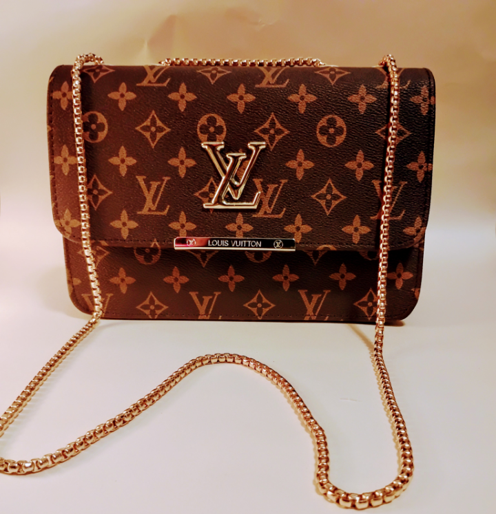 Louis Vuitton women's purse, Handbag, shoulder bag thumbnail
