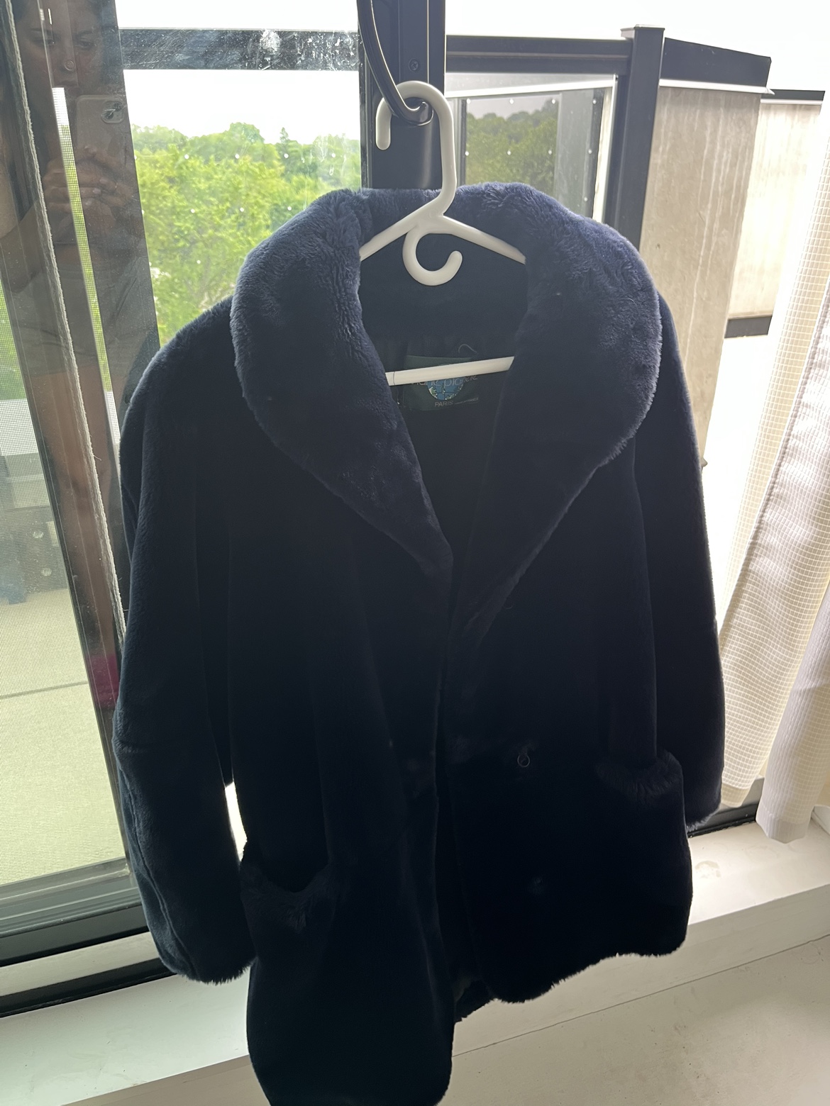 Coat fur