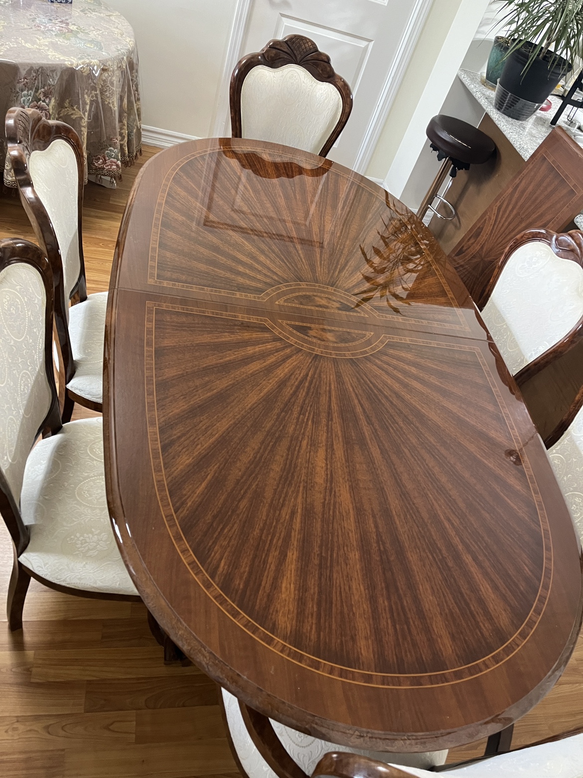 Dining Table - photo 4