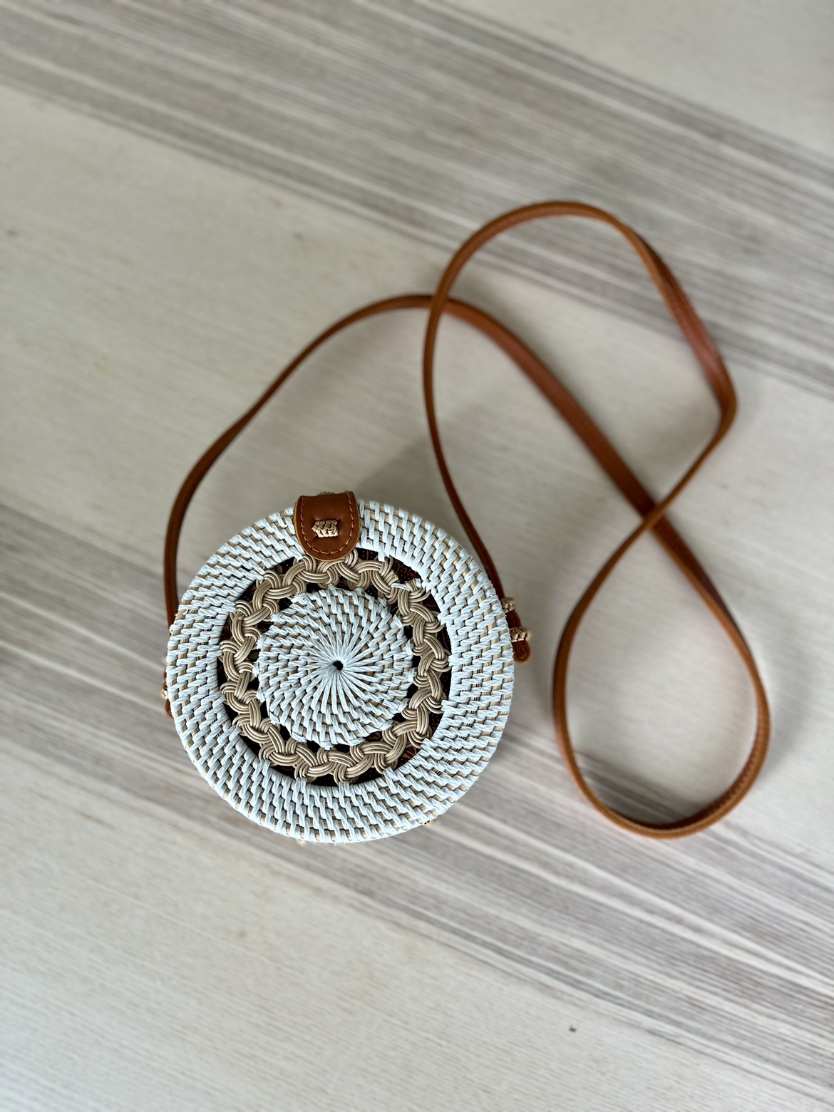 Rattan bag thumbnail