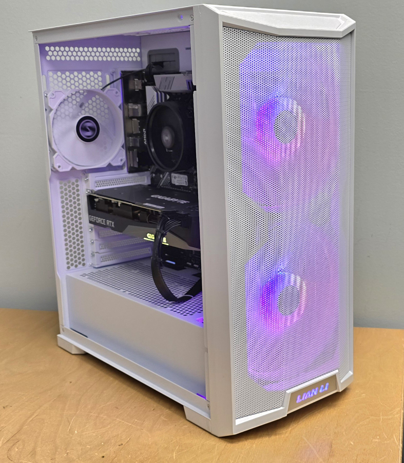 Gaming PC Ryzen 7 3700x 3.6GHz, 16GB RAM, RTX 3070 8GB thumbnail