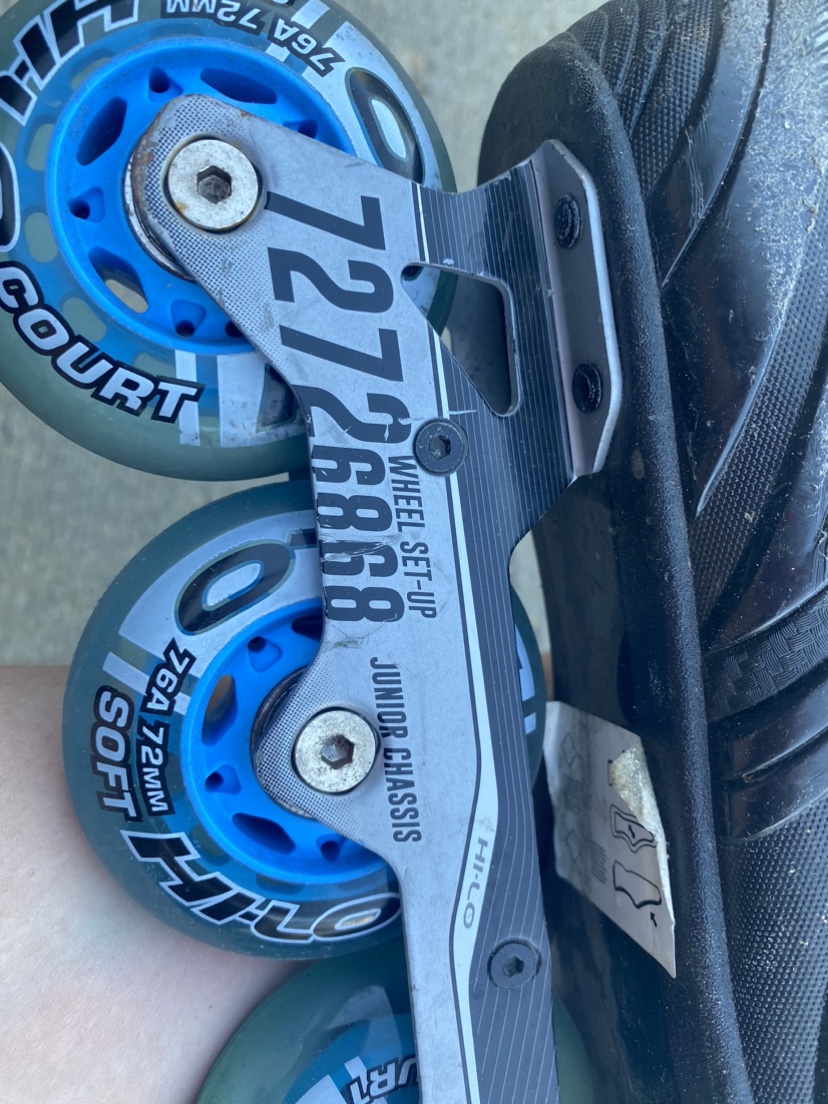 Youth Bauer roller blades - photo 2
