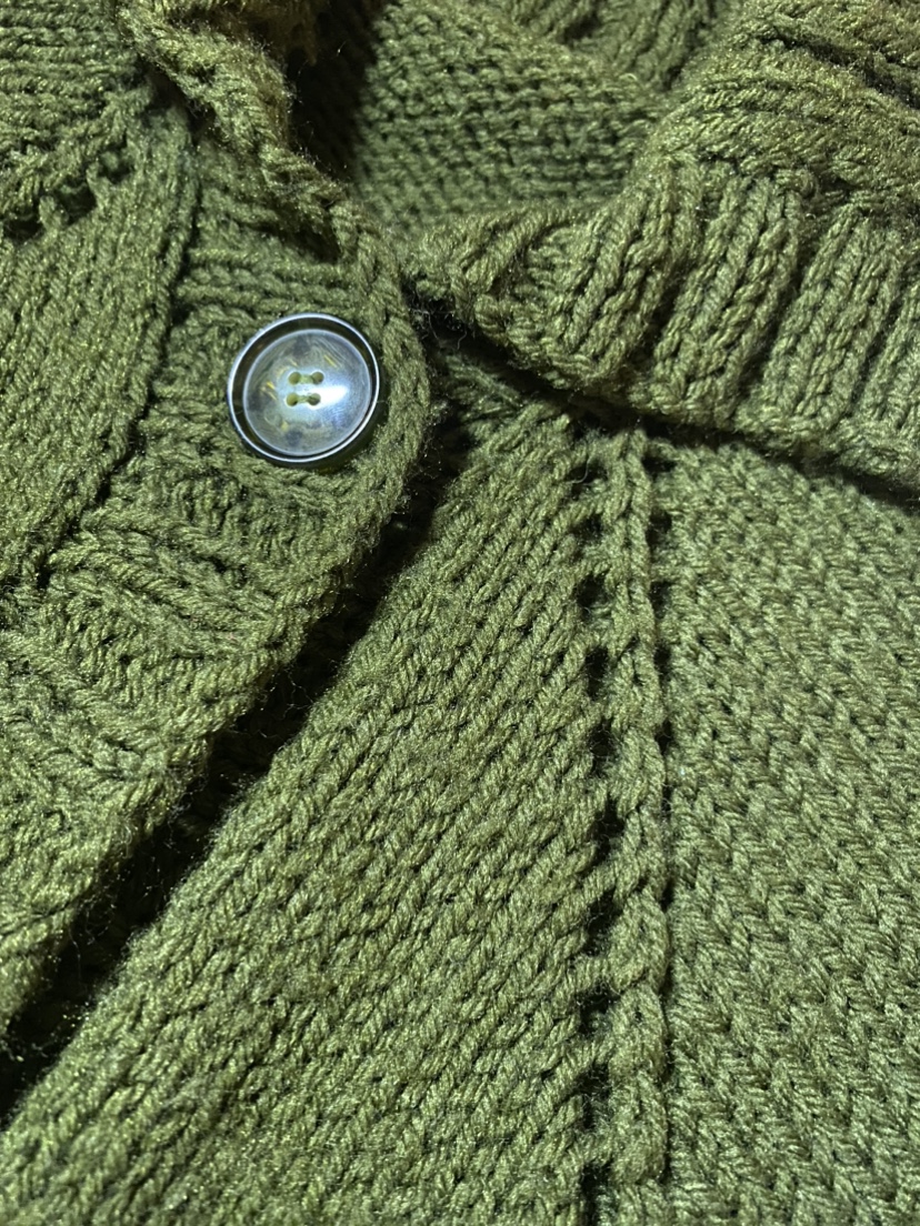 🌱Cozy green knit cape shawl for fall and winter image indicator(5)