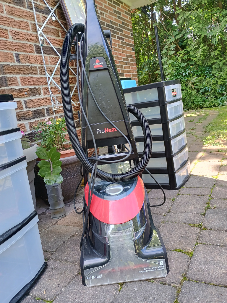 carpet cleaning machine