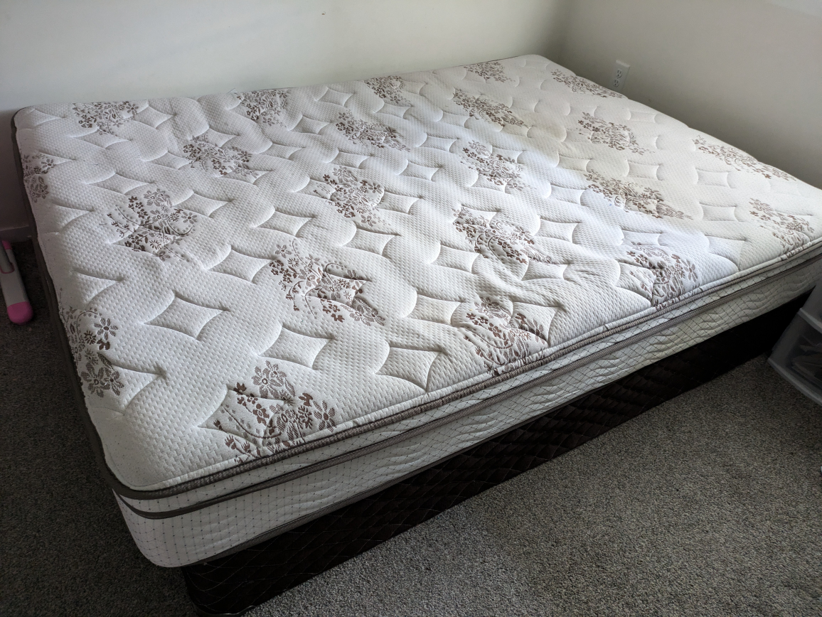 Queen size box spring and mattress - photo 2