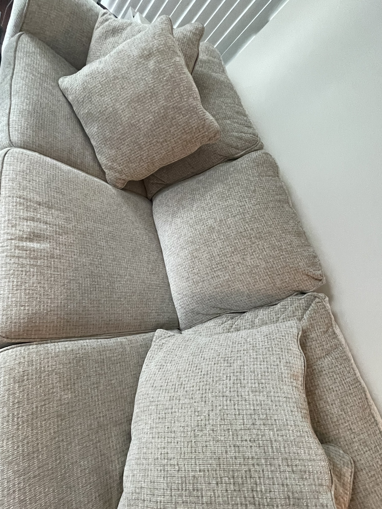 Couch / sofa - photo 3