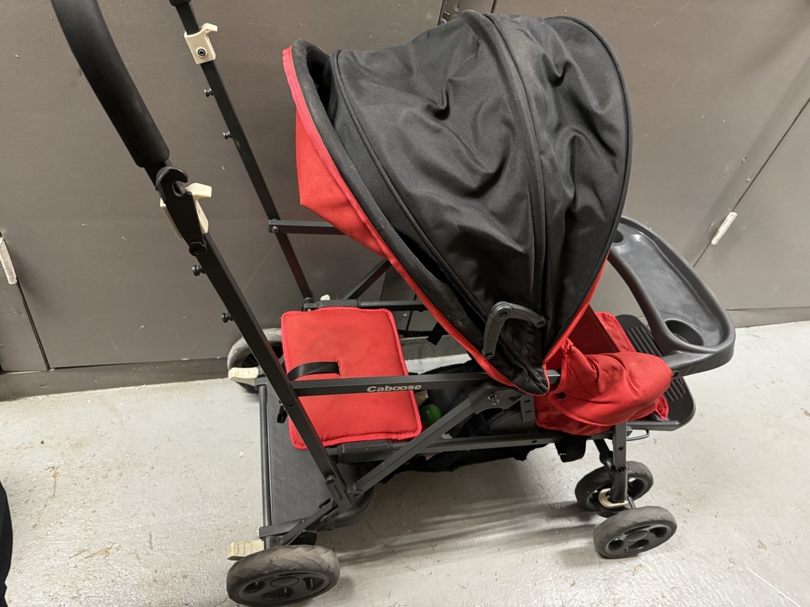 Stroller - sit and stand