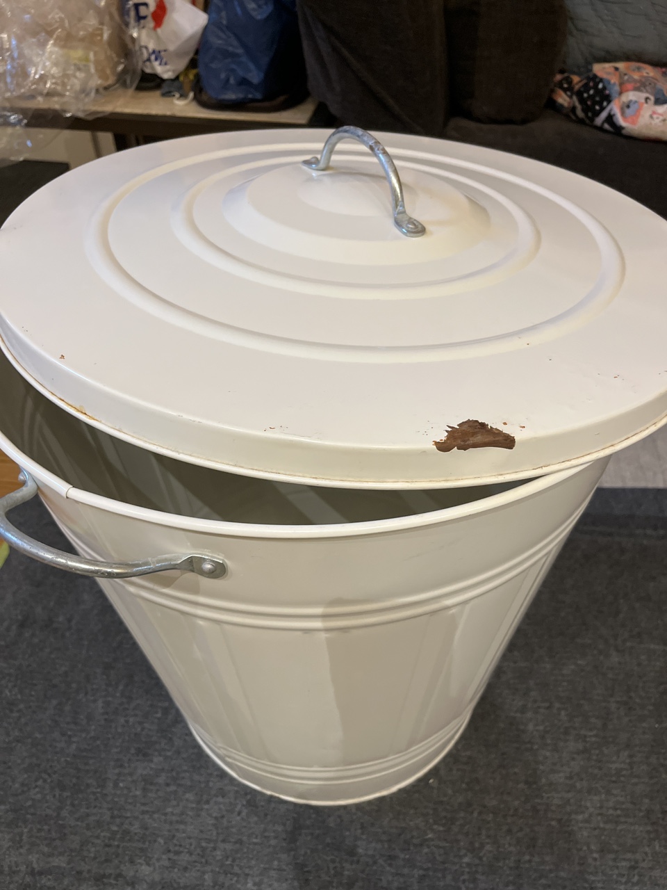 Large white hamper / waste basket - photo 2