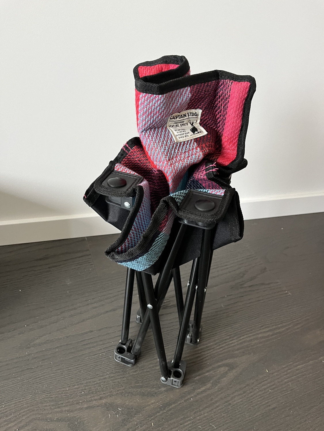 Captain Stag Foldable Compact Chair Mini image indicator(3)