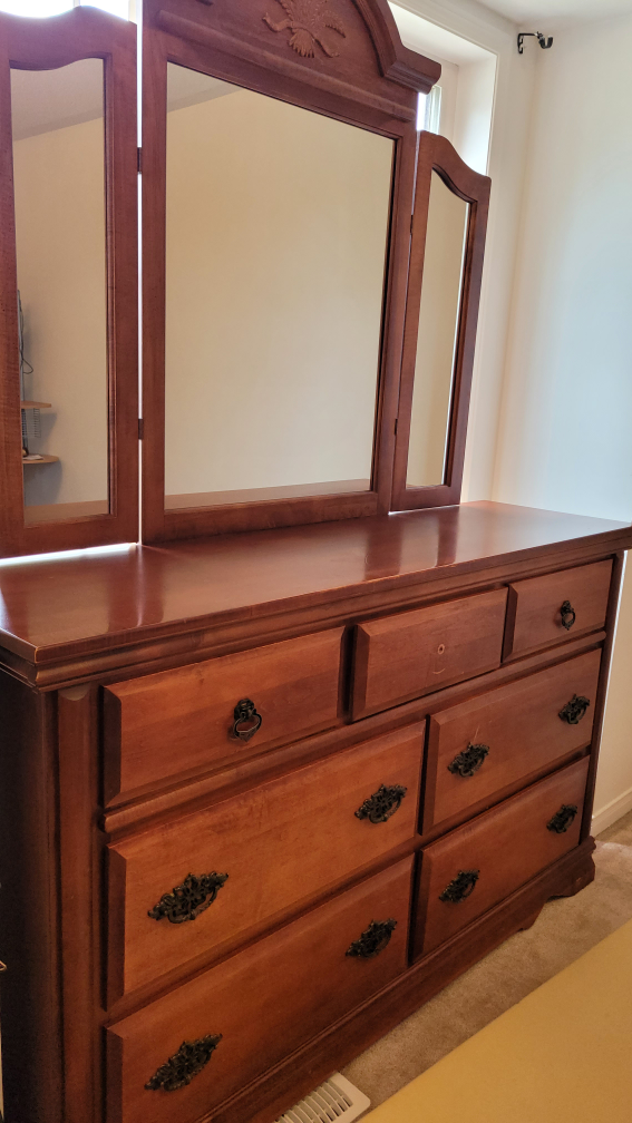 Dressers - photo 2