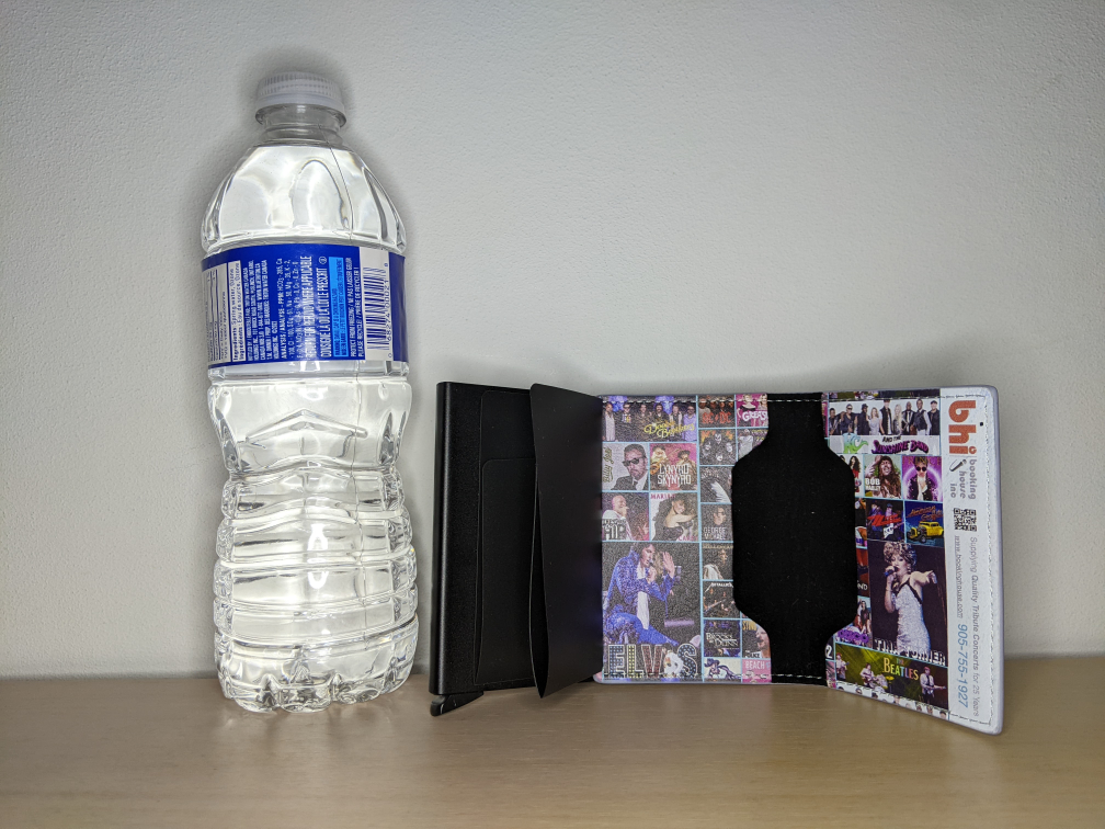 Celebrities Collage Tri-Fold Wallet With Cards Push Up Function image indicator(2)