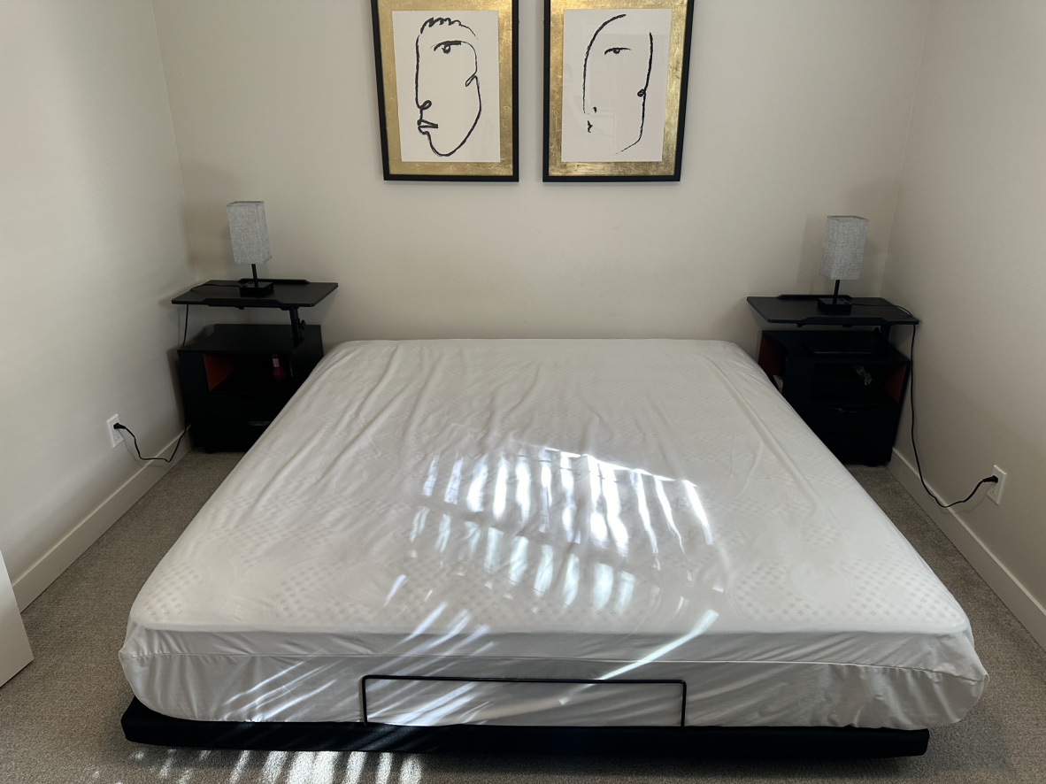 High quality firm King mattress 6 month use - photo 3