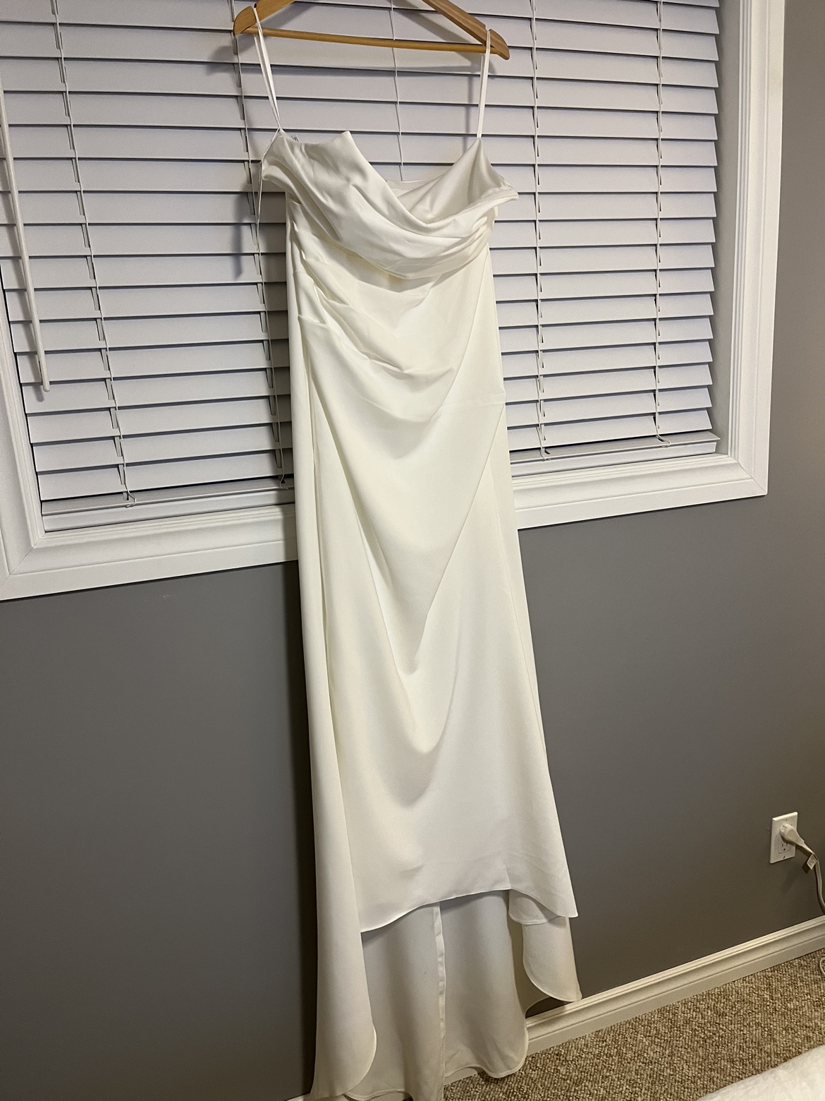 Brand new wedding dress - photo 4
