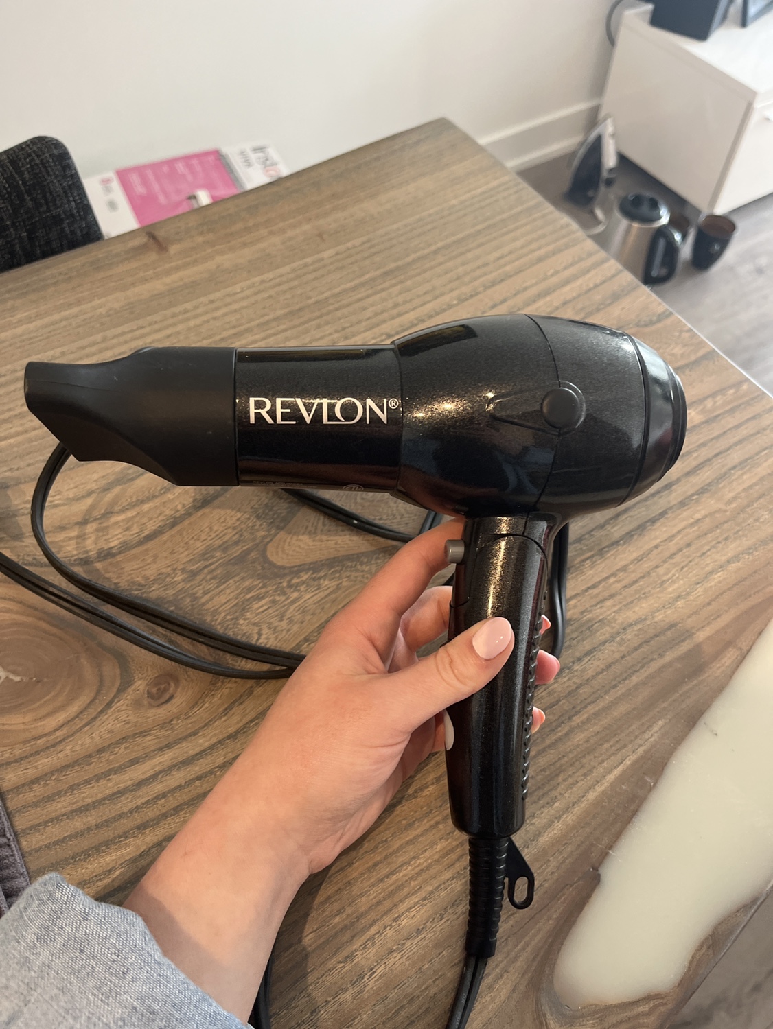 Foldable Revlon Blowdryer - photo 2