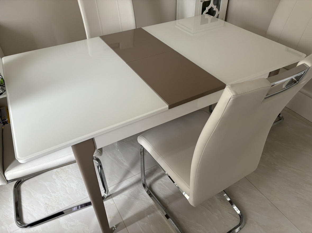 Dining table+ 2chairs image indicator(6)