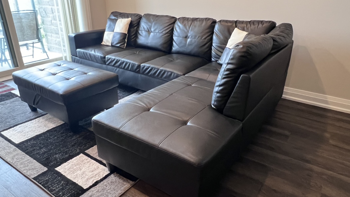 One week only: 3-piece Faux Leather sofa with ottoman - photo 3