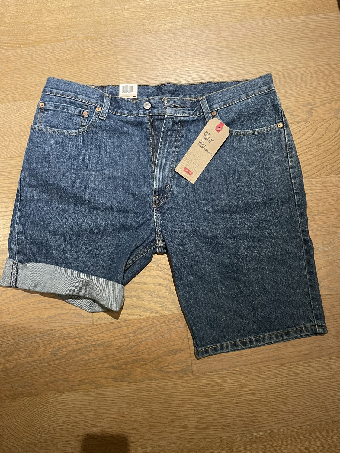 Jean short men Levi’s with tag