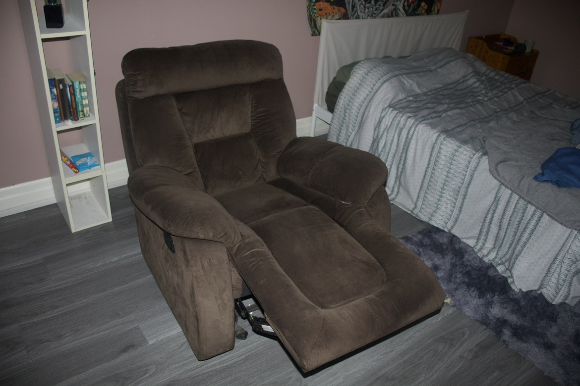 Recliner chair - photo 2